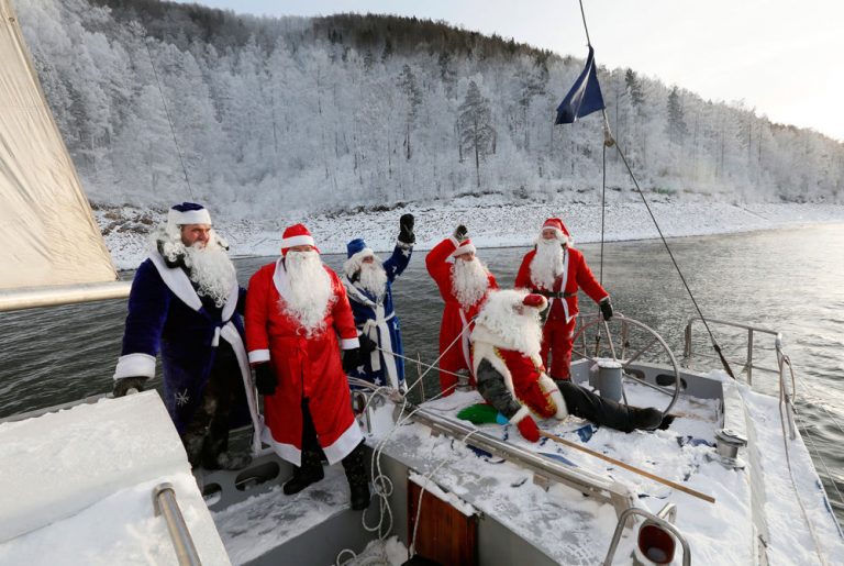 sailing in winter