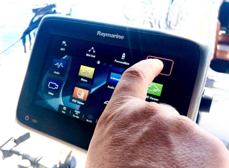 Raymarine autopilot