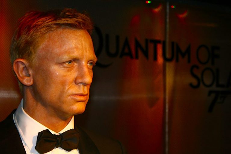 James_Bond_at_Madame_Tussauds_London