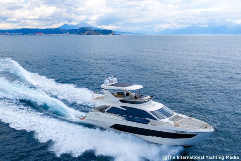 absolut 62 yacht