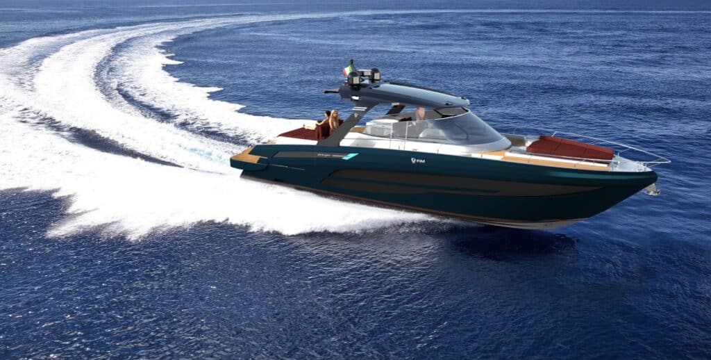 470 Regina: the boat with a pool in the bow | Yachting News