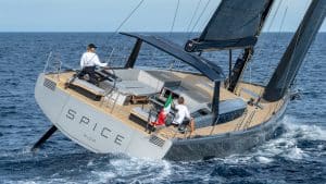 ICE 62 TARGA, die italienische Revolution der Blauwasserkreuzer