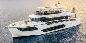 Navetta 75: o navio almirante da Absolute Yachts em teste