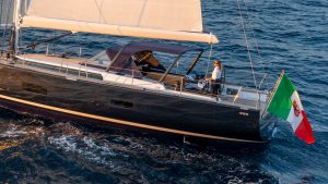 ICE YACHTS: duas estreias mundiais em Cannes