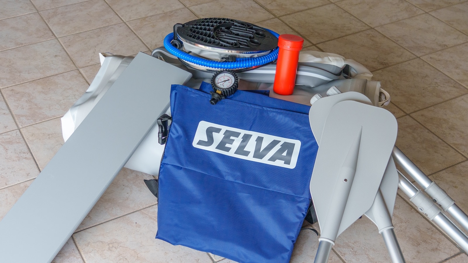 Selva T 230 VIB components