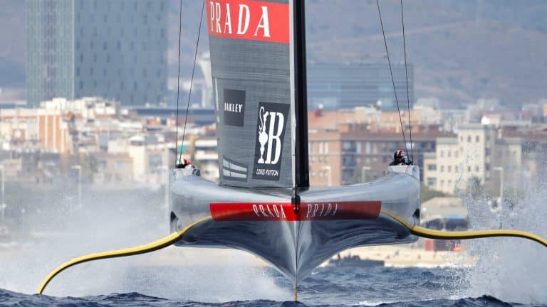 Luna Rossa Prada Pirelli