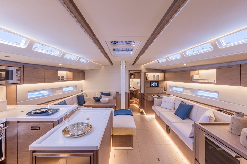 grand soleil 52 performance-interiors-teak