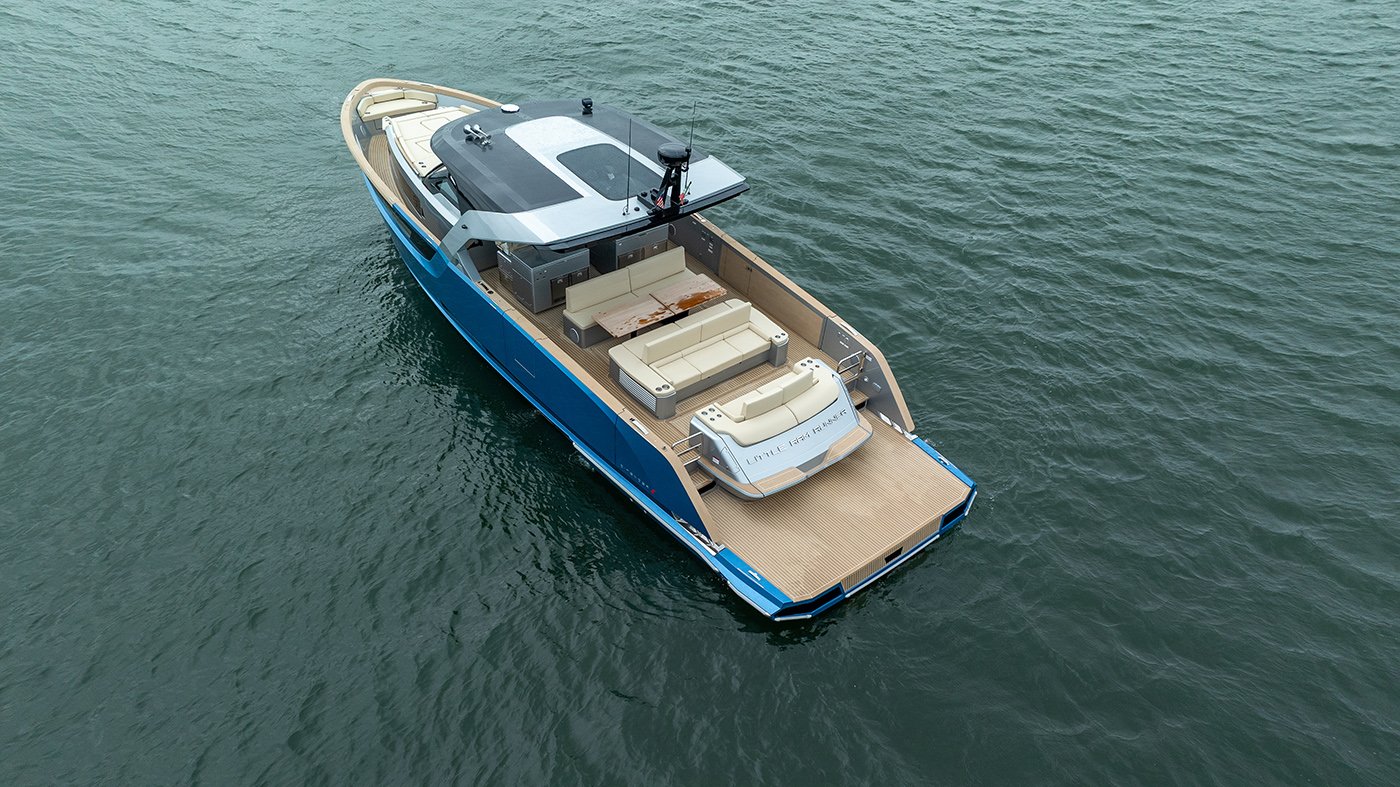 C-Tender 55S - vue arrière