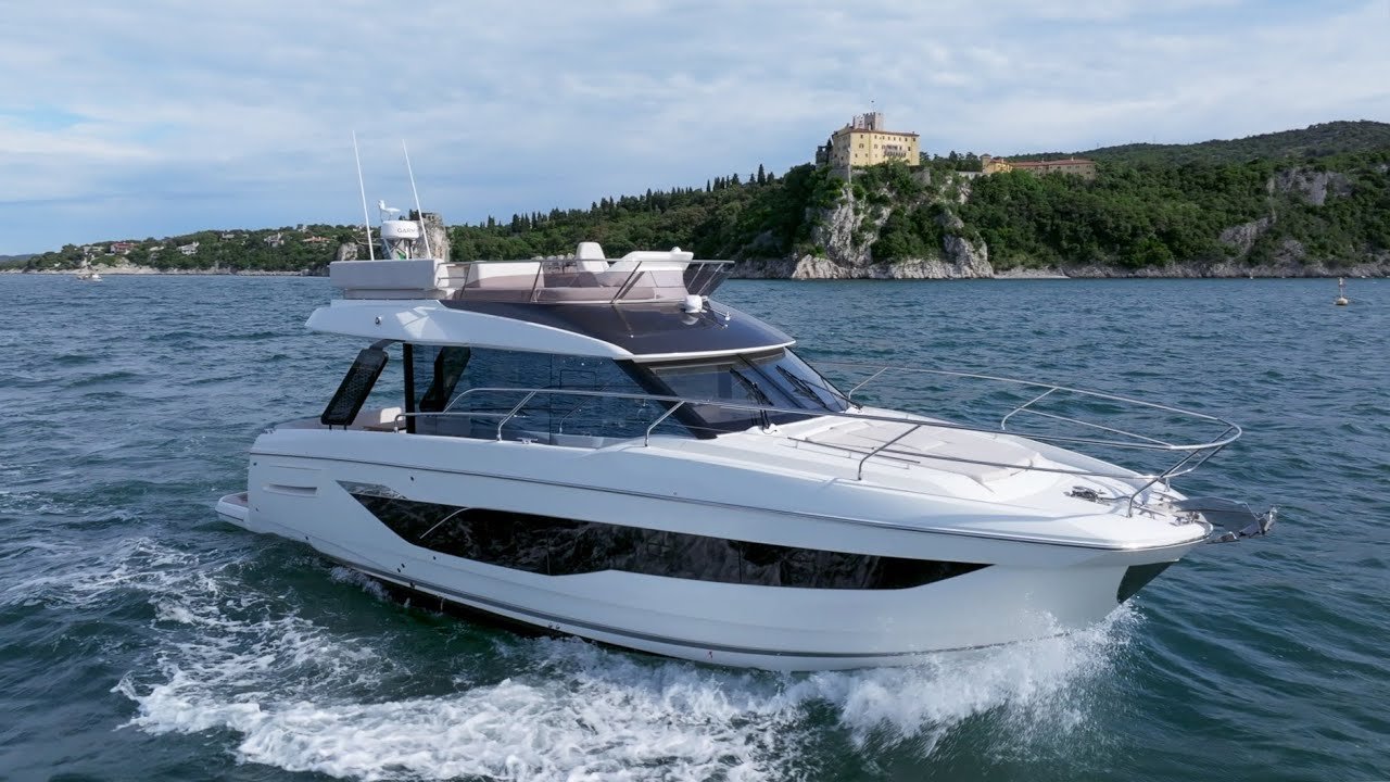 PRESTIGE F 4.3 Essai en mer