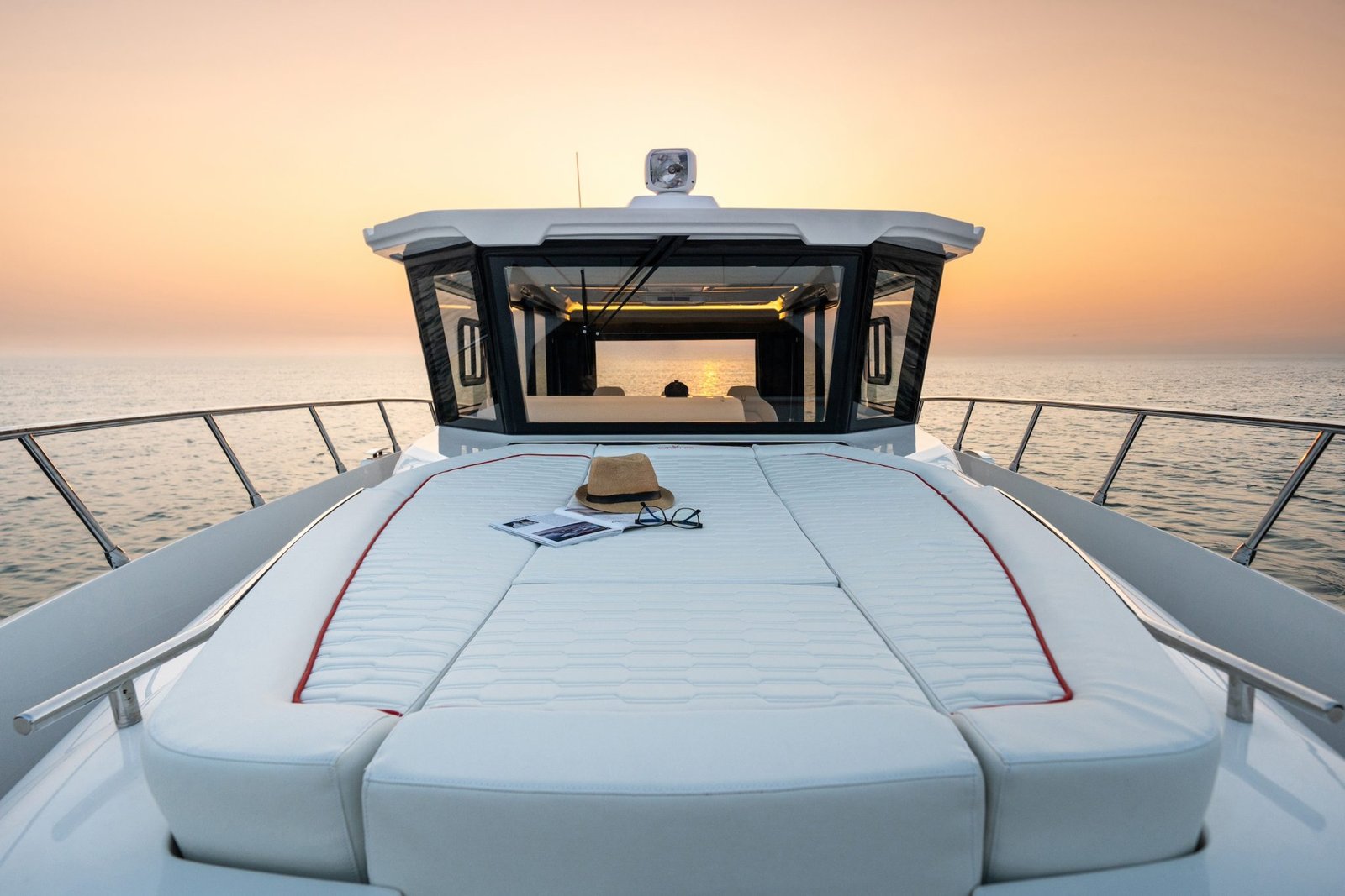 Oryx 37LX Upper Deck