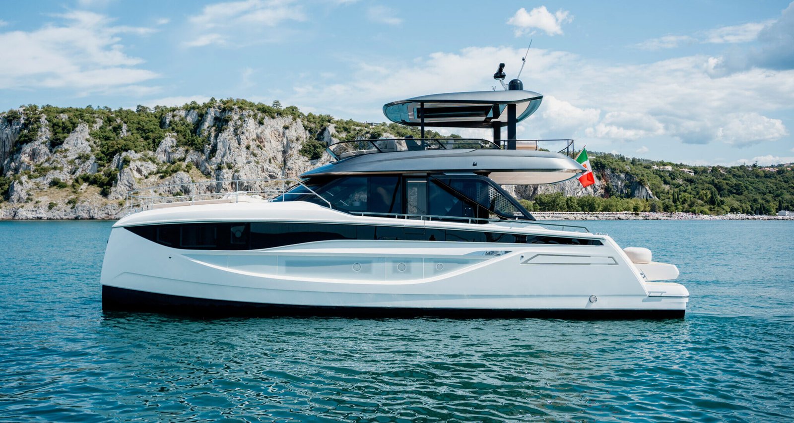 PRESTIGE M7 AUSSEN