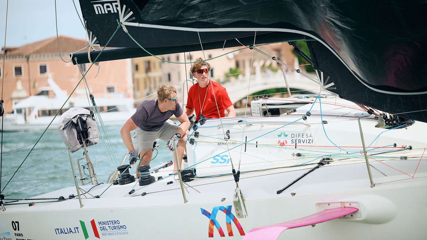 Marina Militare Nastro Rosa Tour