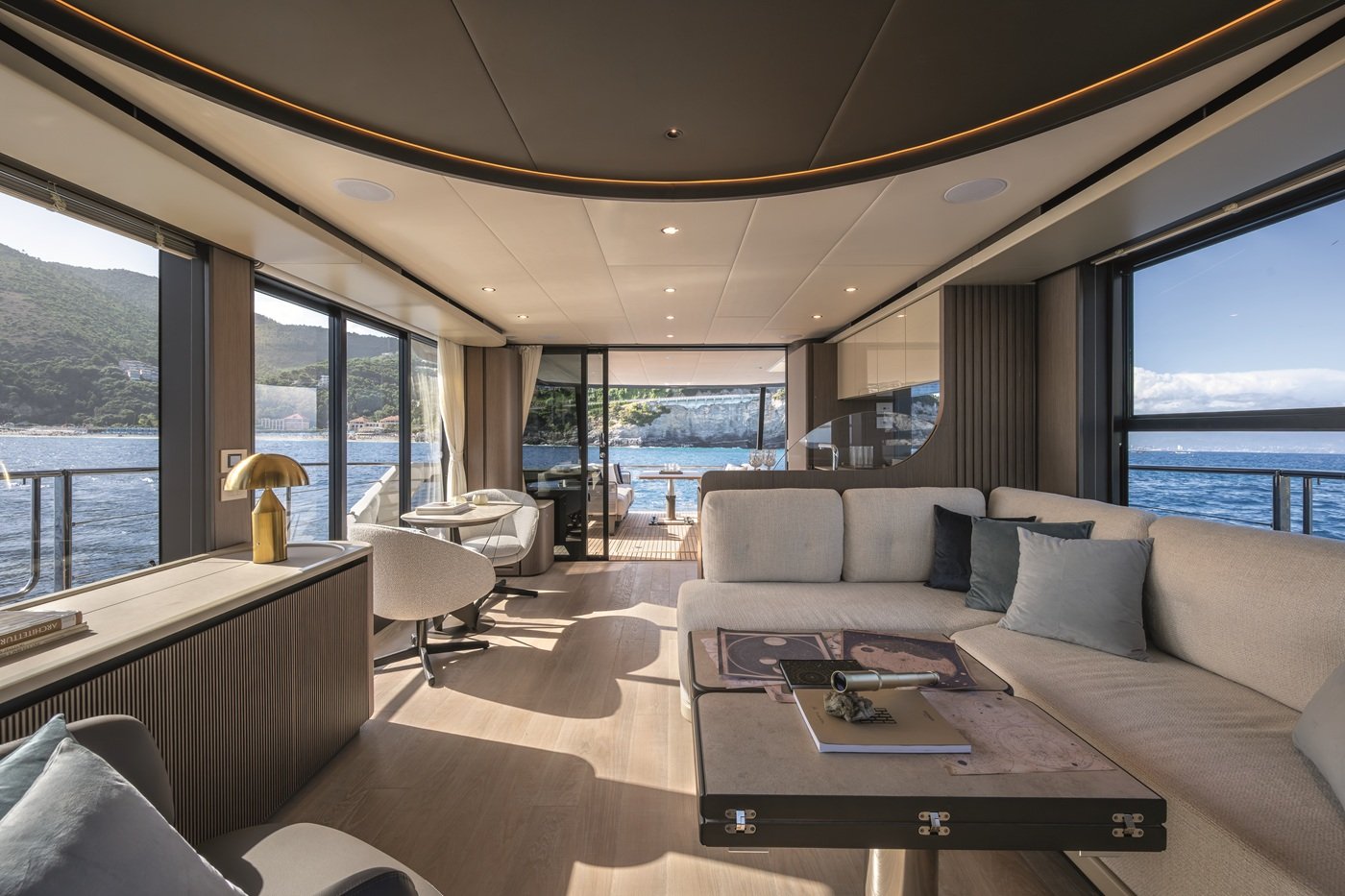 Absolute Navetta 58
