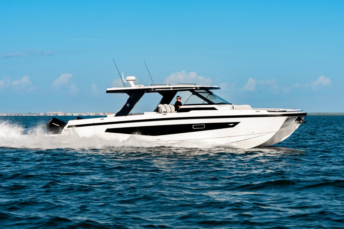 catamarãs aquila power
